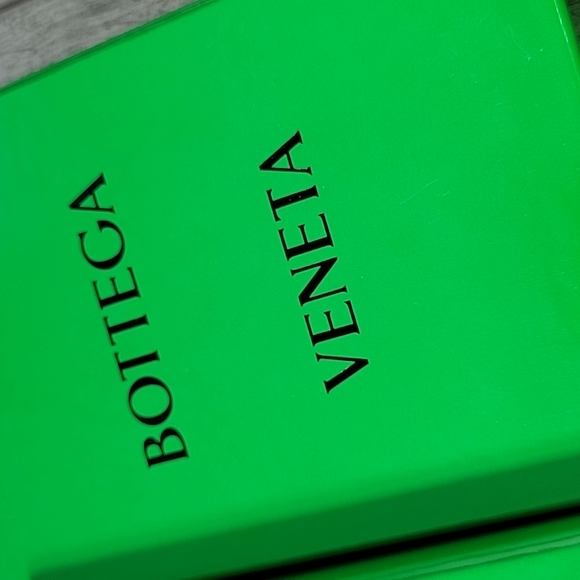 Bottega Veneta Boxes - Picture 6 of 8